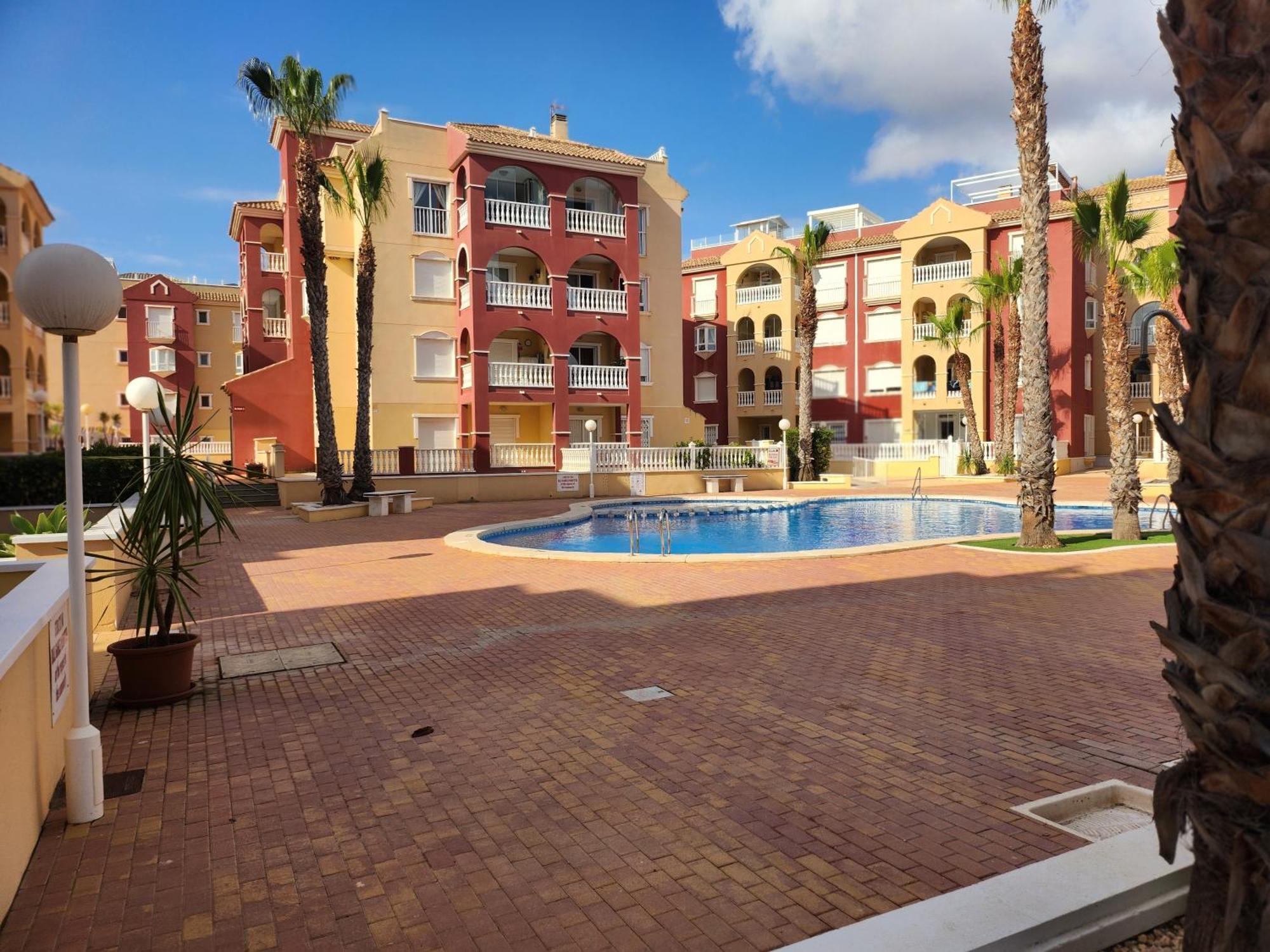 Spacious 3 Bedroom 2 Bathroom Apartment - Puerto Marina Complex Los Alcázares Kültér fotó