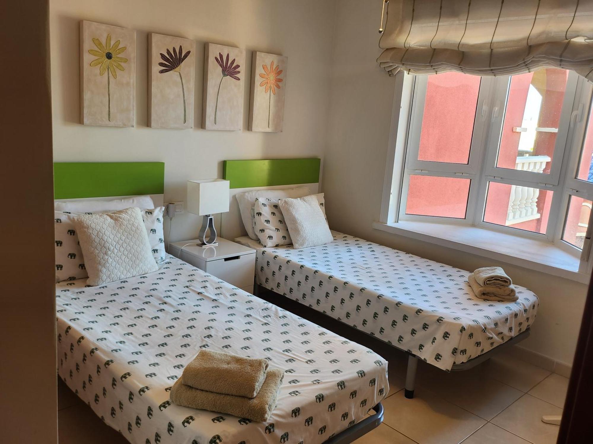 Spacious 3 Bedroom 2 Bathroom Apartment - Puerto Marina Complex Los Alcázares Kültér fotó